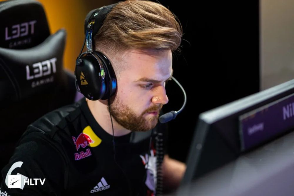 【赛后战报】强队姿态！JDG教科书式优劣处理2：0成功战胜FPX