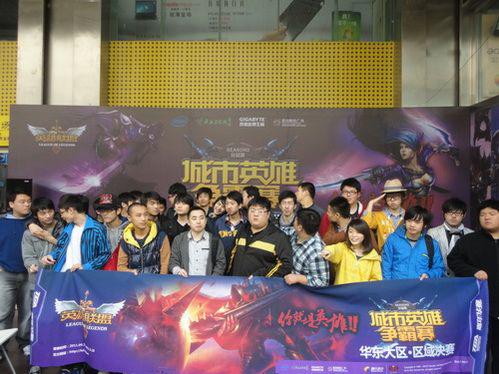 自信的表现来自 Weibo Gaming 以及在 LPL 2025年第二分裂中，任何人的传奇意外获胜